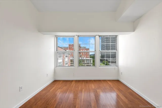 $2,500 | 196 Crown Street, Unit 5I, New Haven, CT 06510