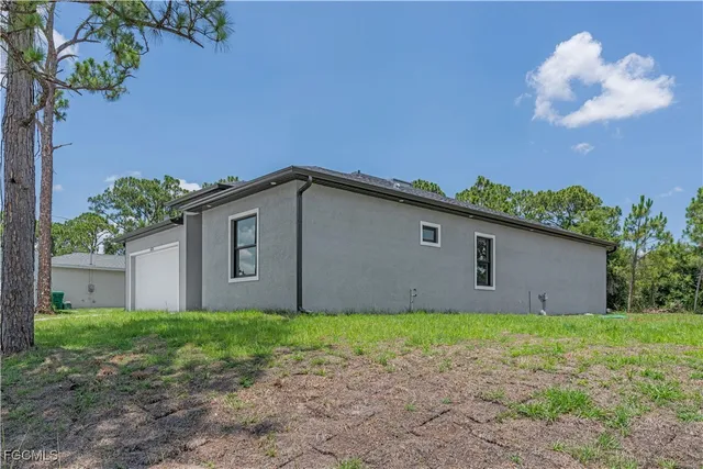 $345,000 | 7033 Lotus Circle, LaBelle, FL 33935