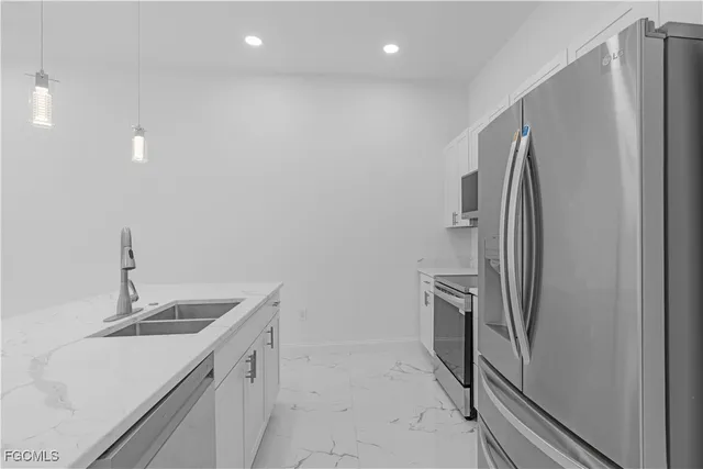 $345,000 | 7033 Lotus Circle, LaBelle, FL 33935