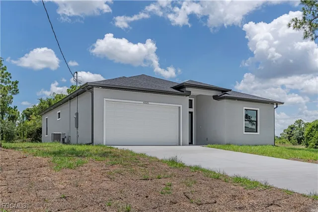 $345,000 | 7033 Lotus Circle, LaBelle, FL 33935