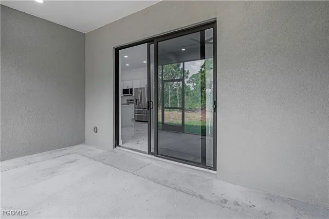 $345,000 | 7033 Lotus Circle, LaBelle, FL 33935