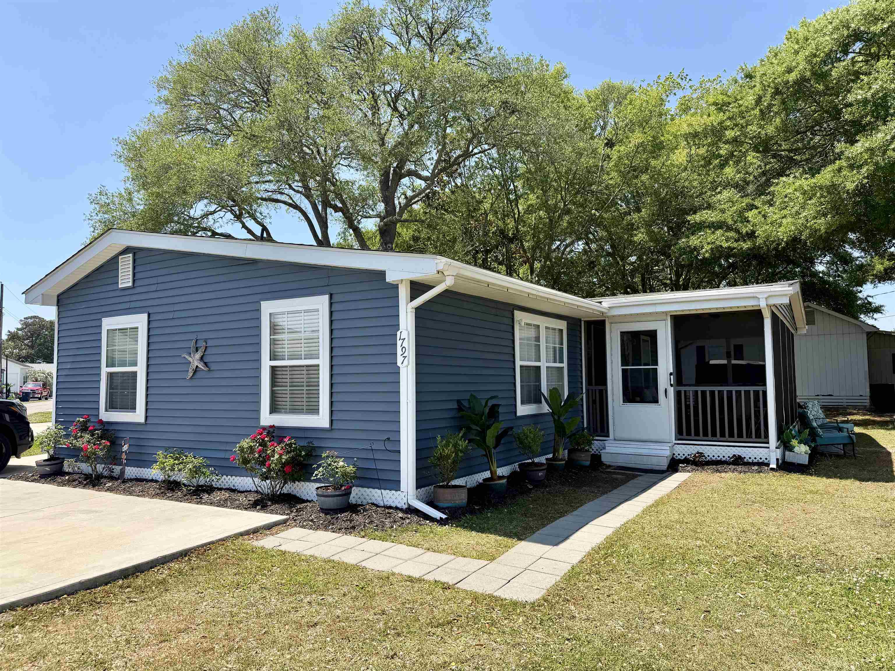 1797 Falcon Surfside Beach, SC 29575 - Photo 2 of 39