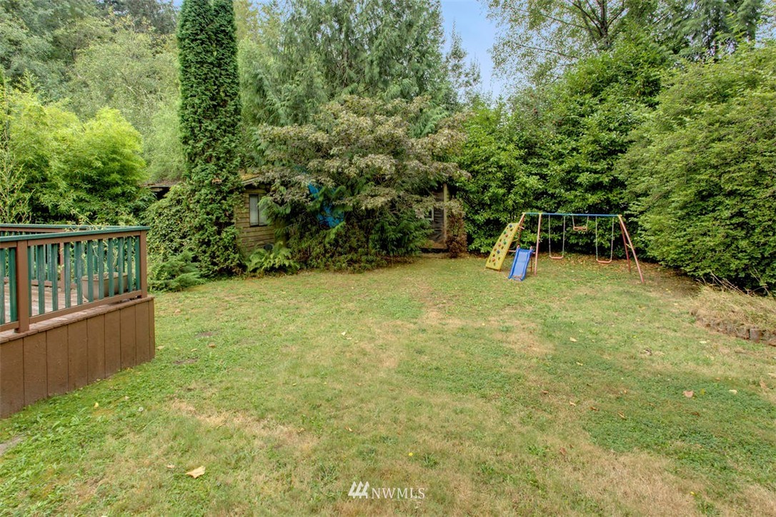 10405 147th Avenue Southeast Renton, WA 98059 - Photo 10 of 11 Gallery Image 10