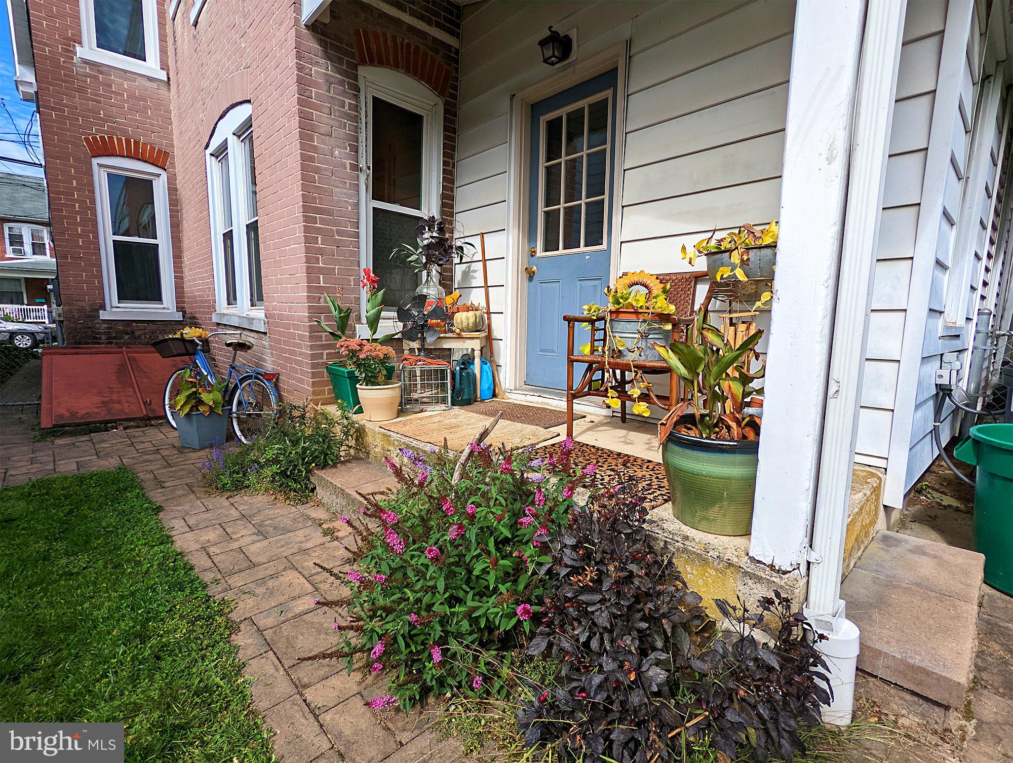 123 North Liberty Street Lititz, PA 17543 - Photo 4 of 25 Gallery Image 4