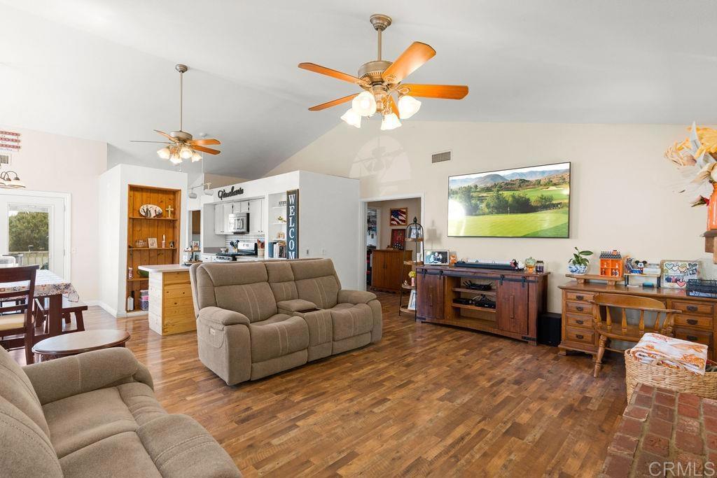 1422 East Fallbrook Street Fallbrook, CA 92028 - Photo 13 of 56 Gallery Image 13