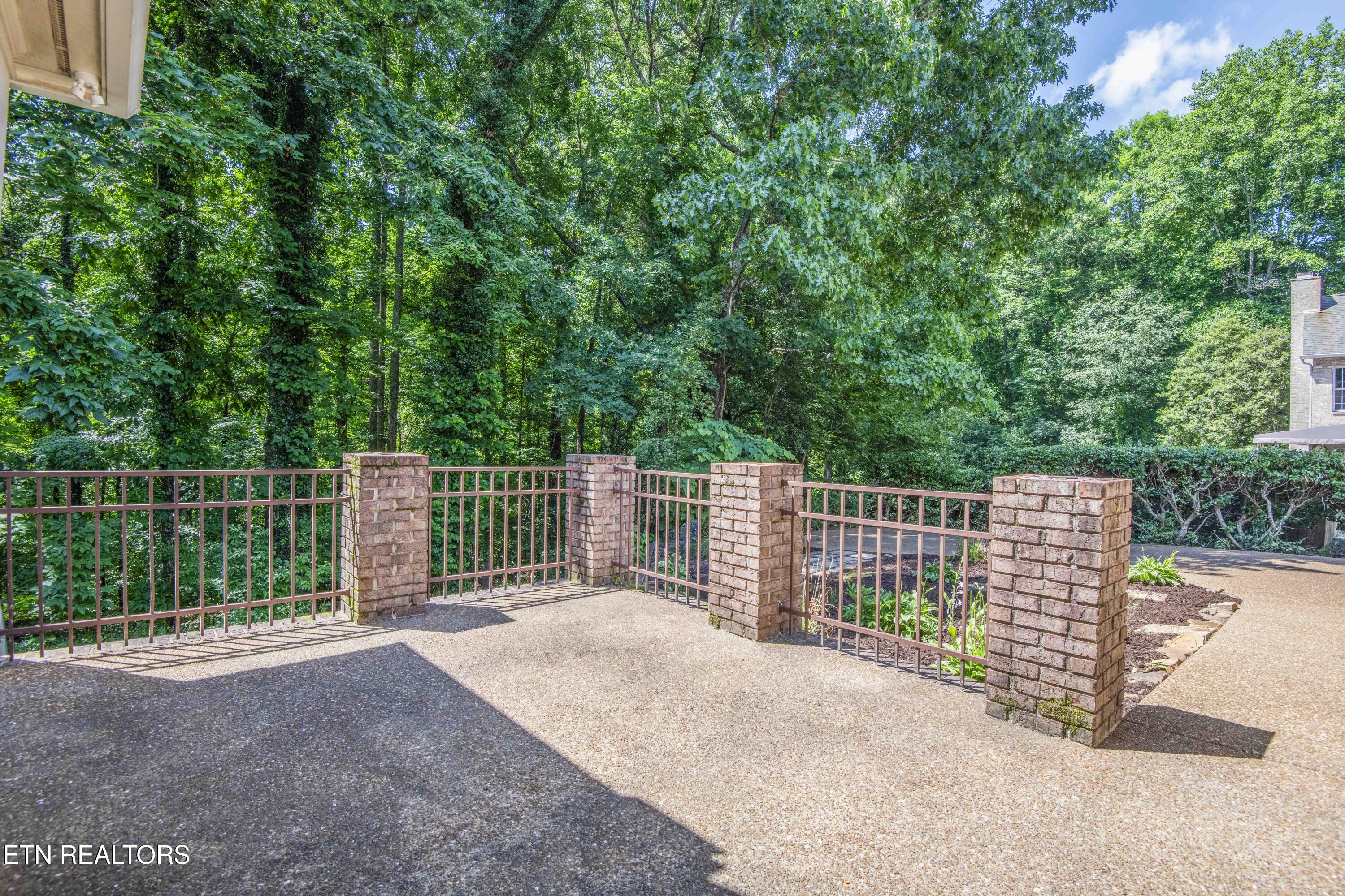 197 Whippoorwill Drive Oak Ridge, TN 37830 - Photo 35 of 40 REAR VIEW