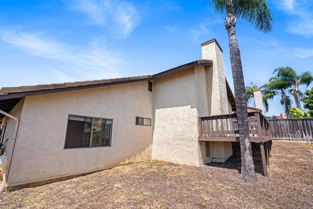 1973 Buckskin Escondido, CA 92027 - Photo 23 of 33