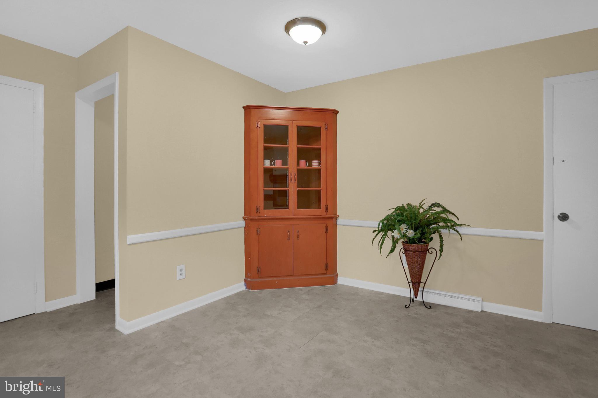 1720 Sammar Road Lancaster, PA 17601 - Photo 11 of 31