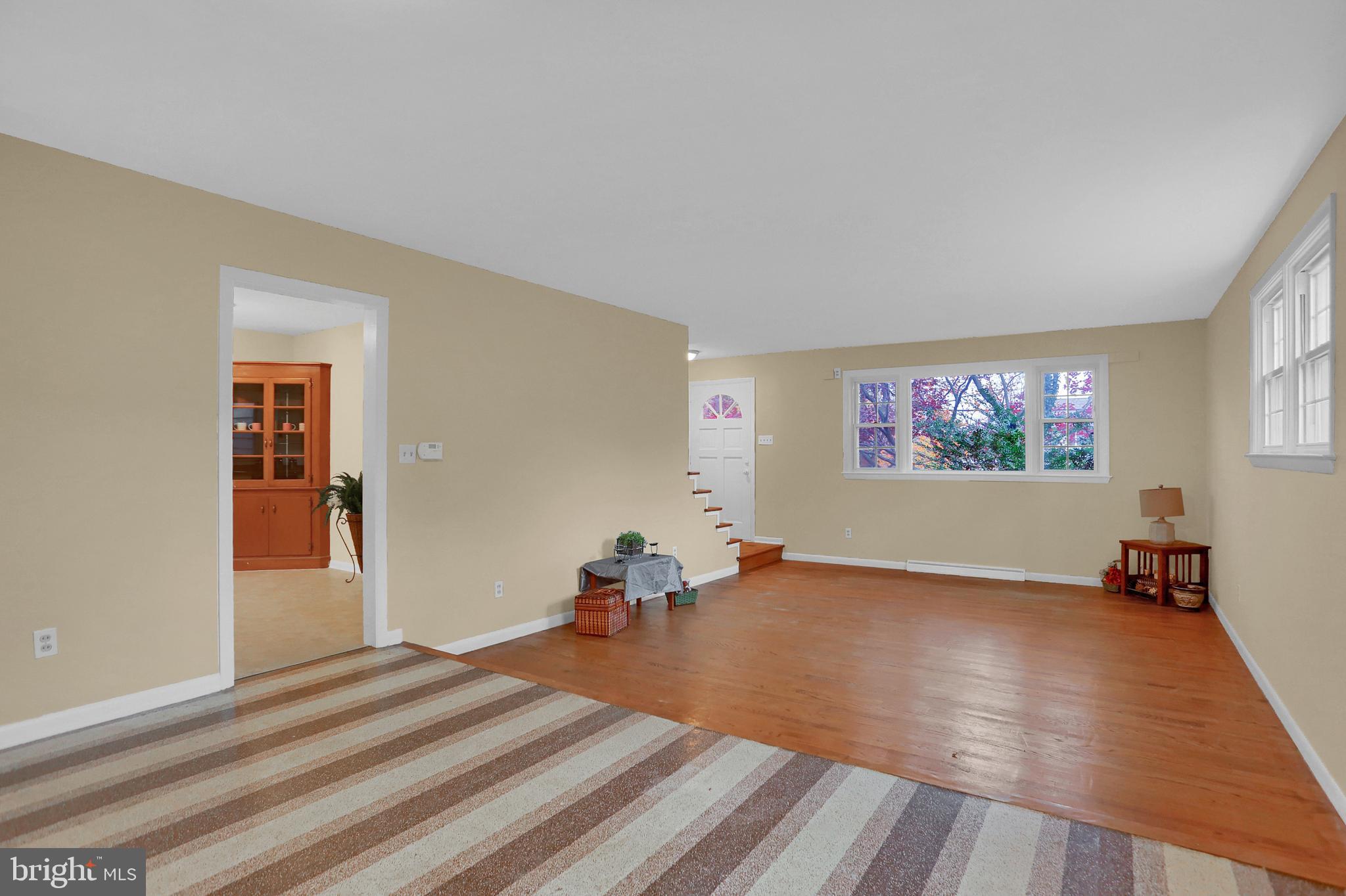 1720 Sammar Road Lancaster, PA 17601 - Photo 4 of 31