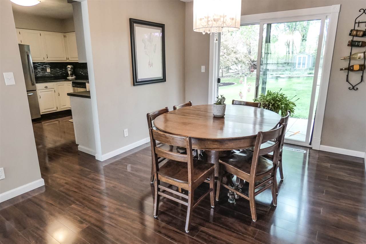 410 West Stonegate Road Peoria, IL 61614 - Photo 11 of 31 Gallery Image 11