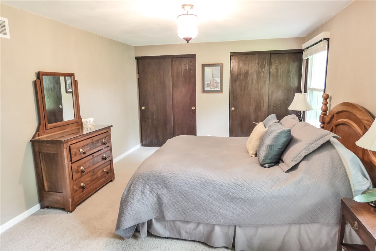 410 West Stonegate Road Peoria, IL 61614 - Photo 15 of 31 Gallery Image 15
