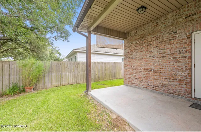 $251,000 | 111 Safe Hvn Drive, Carencro, LA 70520