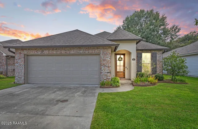 $251,000 | 111 Safe Hvn Drive, Carencro, LA 70520