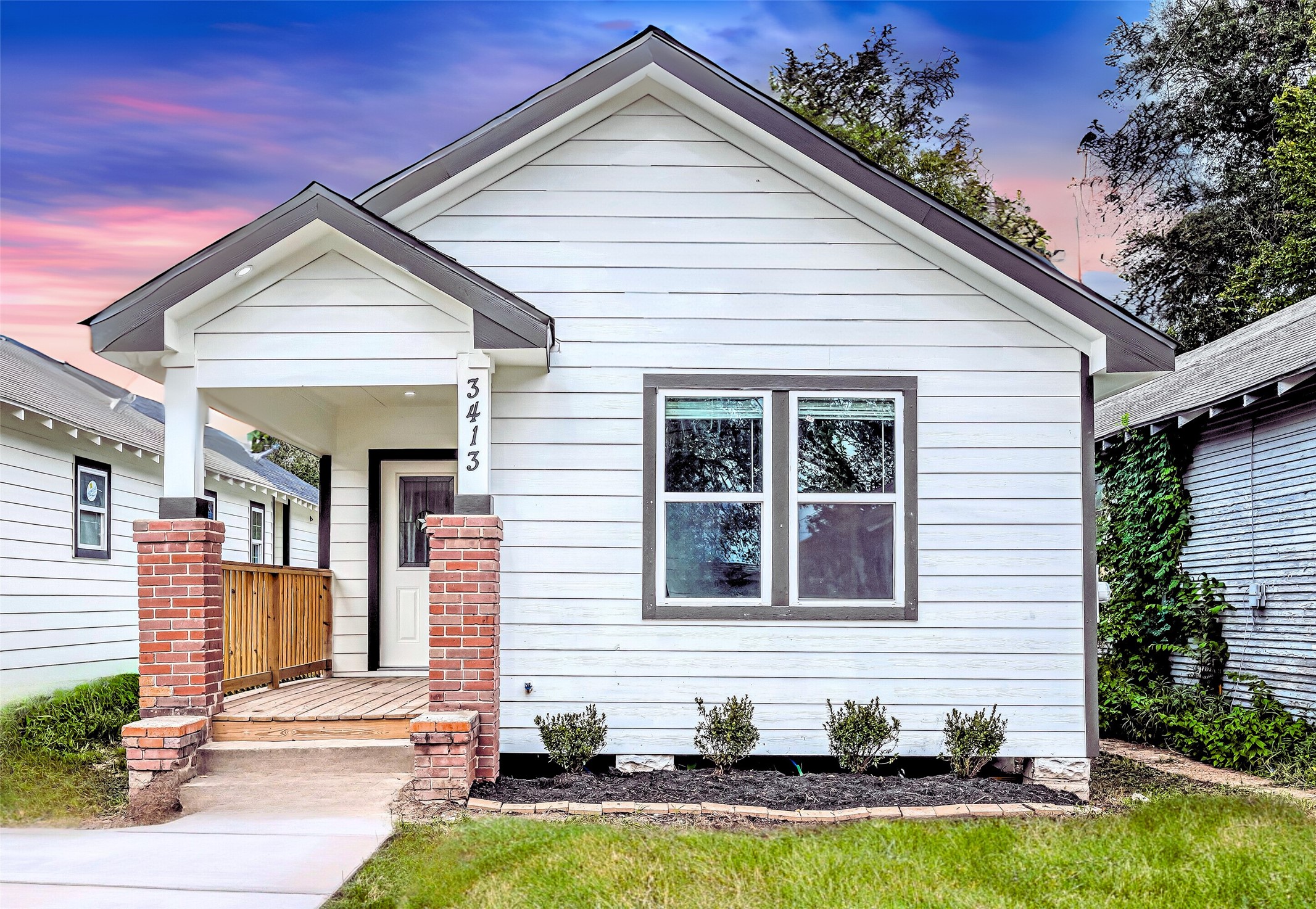3413 Simmons Street Houston, TX 77004 - Photo 1 of 26