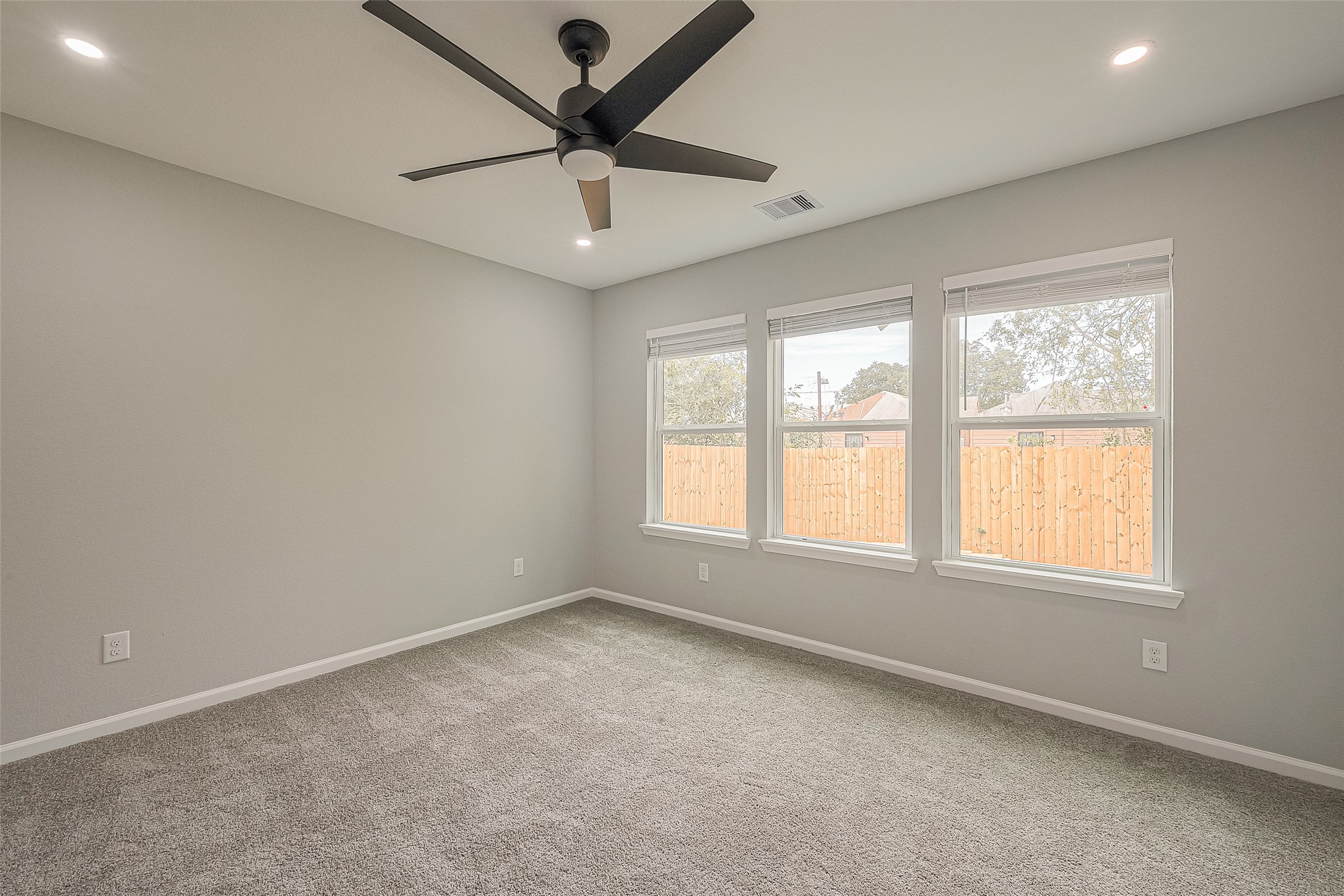 3413 Simmons Street Houston, TX 77004 - Photo 17 of 26