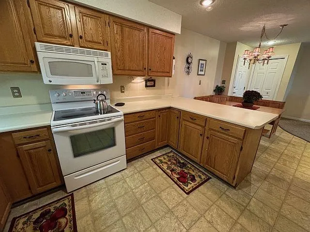 $298,600 | 227 Main Street, Unit 235, Lincoln, NH 03251