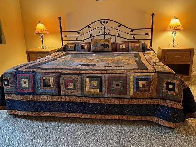 $298,600 | 227 Main Street, Unit 235, Lincoln, NH 03251