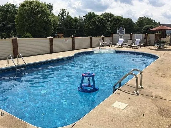 $298,600 | 227 Main Street, Unit 235, Lincoln, NH 03251