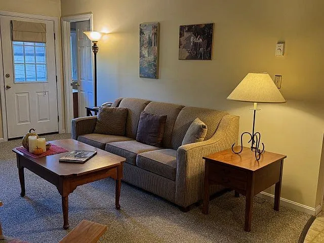 $298,600 | 227 Main Street, Unit 235, Lincoln, NH 03251