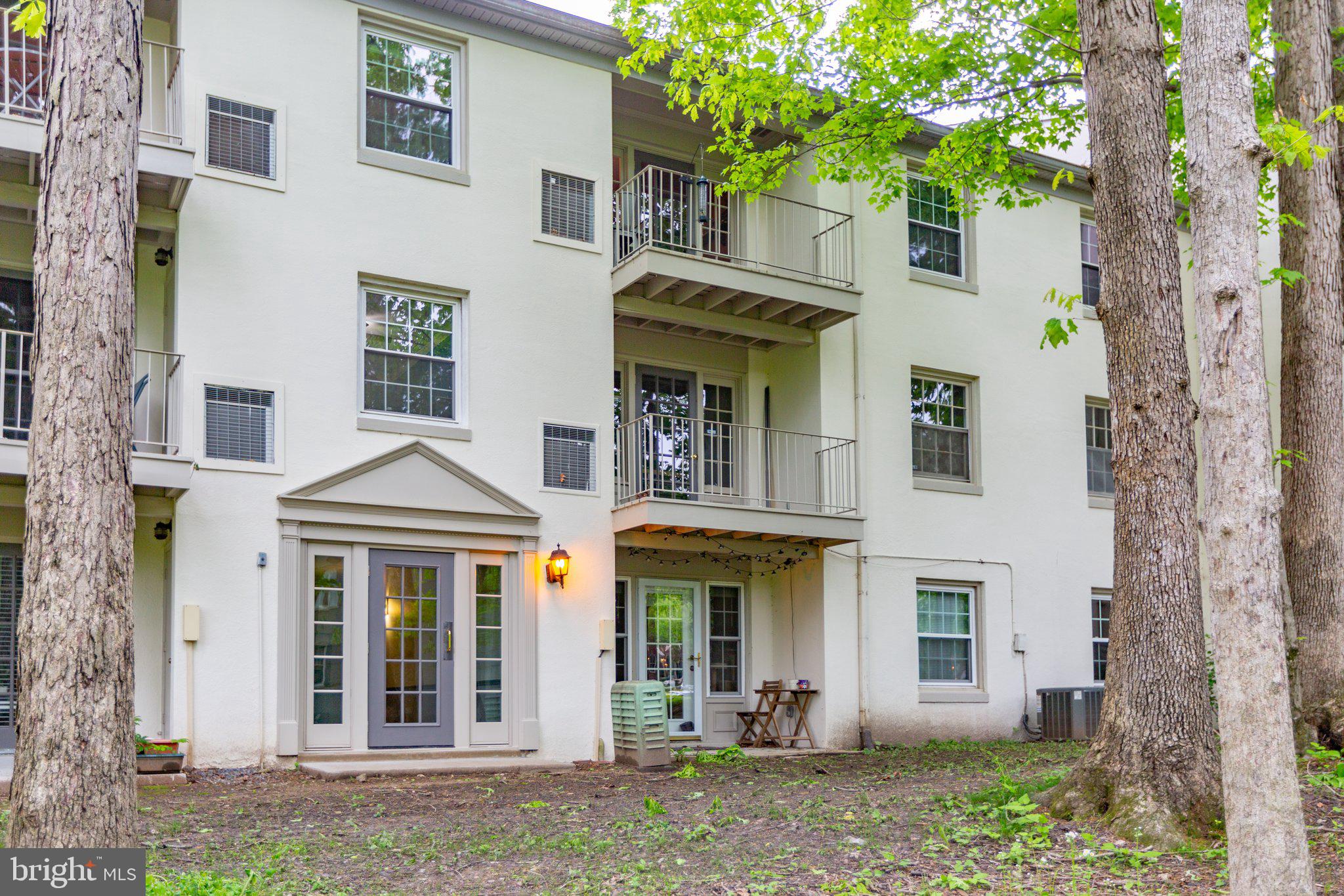 5902 Kingsford Road, Unit 406 Springfield, VA 22152 - Photo 39 of 41 View to Balcony