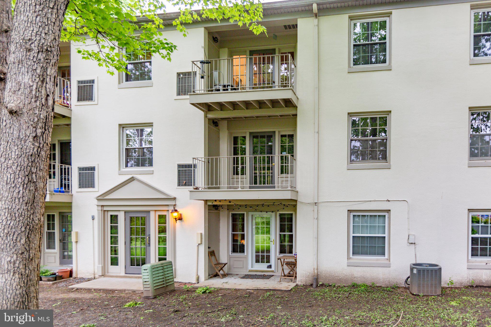 5902 Kingsford Road, Unit 406 Springfield, VA 22152 - Photo 40 of 41 View toBalcony