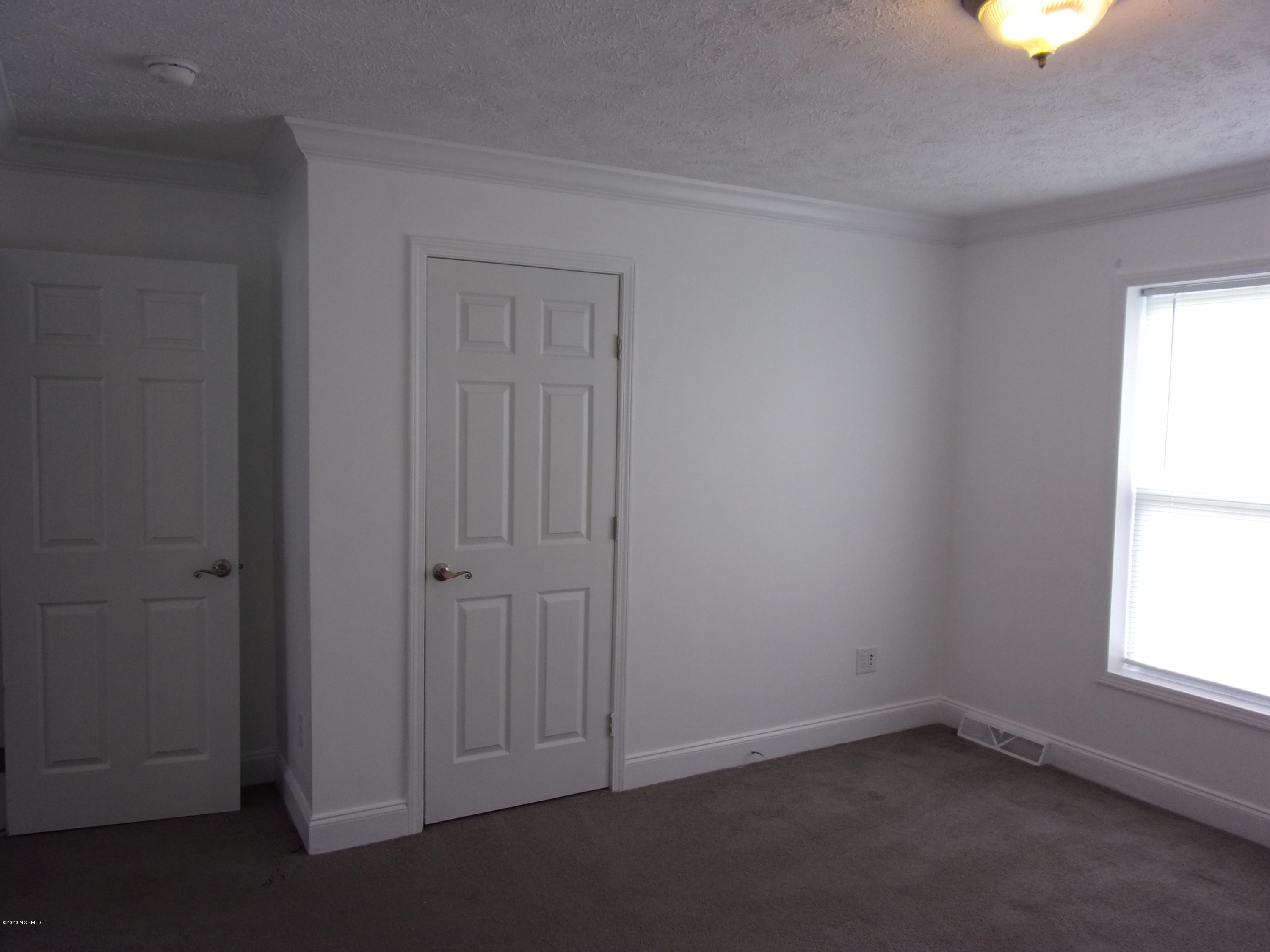 2568 Union Chapel Road Currie, NC 28435 - Photo 8 of 16 20AEA2~1