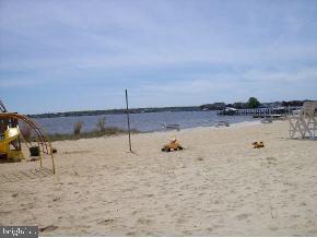 172 Pinewood Road Toms River, NJ 08753 - Photo 6 of 6