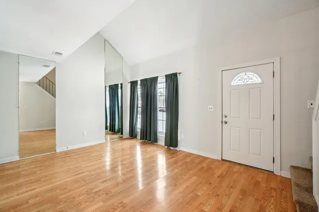 $135,000 | 44432 Newburyport Drive, Canton, MI 48187