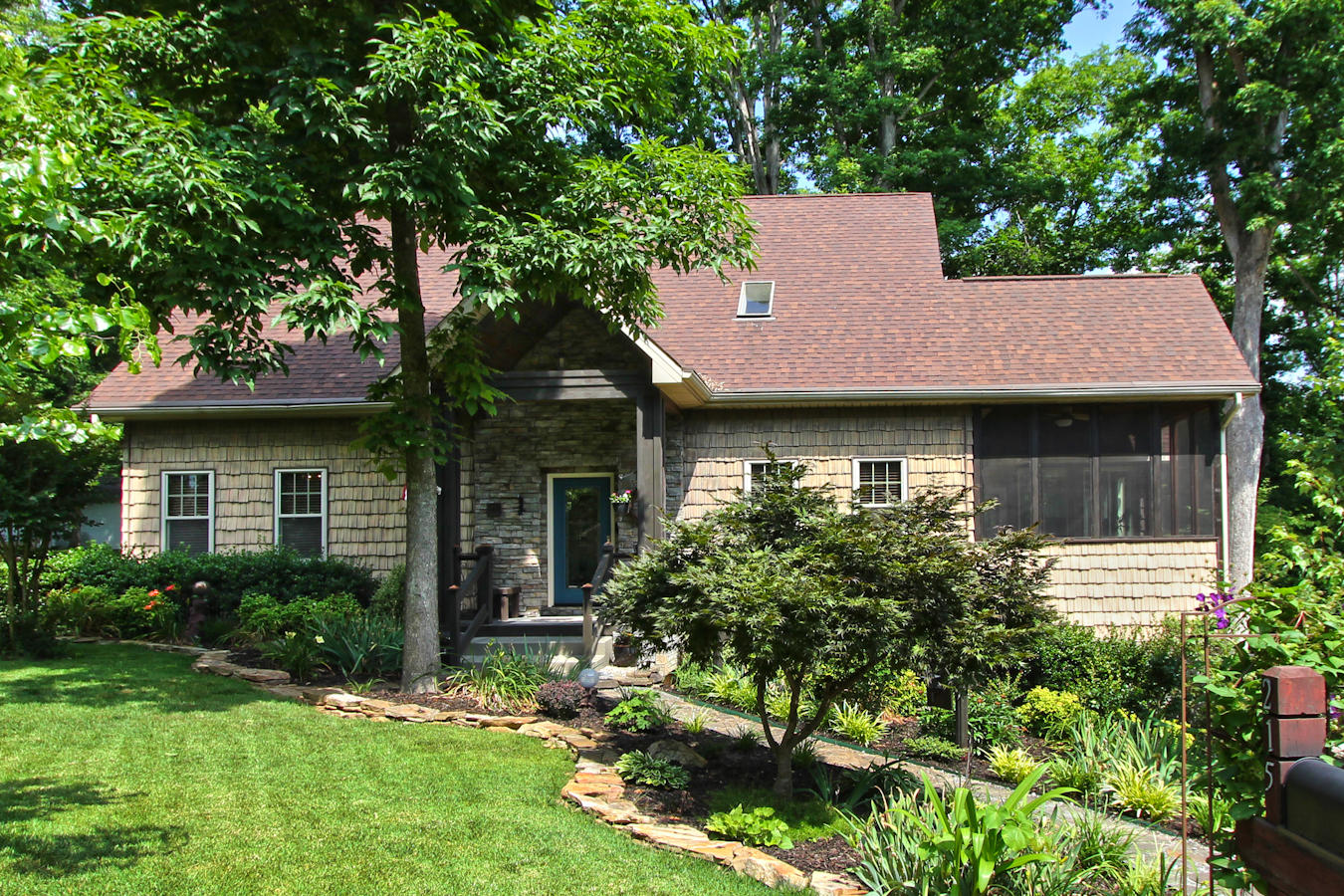 215 Inata Trace Loudon, TN 37774 - Photo 1 of 39 01_Front View of Home