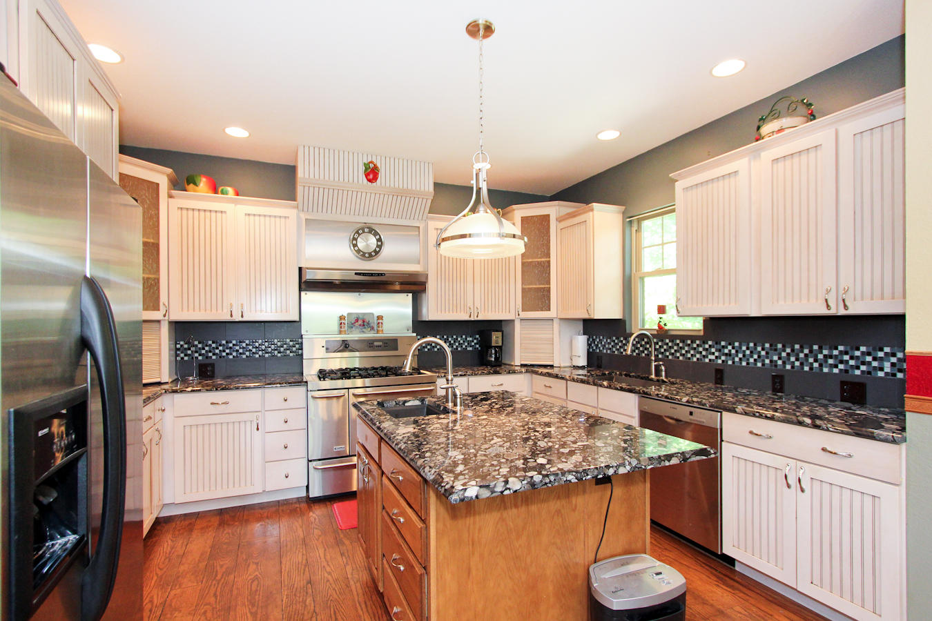 215 Inata Trace Loudon, TN 37774 - Photo 14 of 39 13_Kitchen View 1