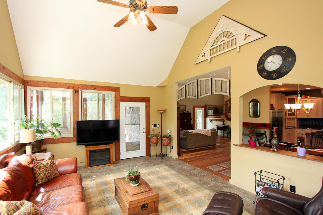 215 Inata Trace Loudon, TN 37774 - Photo 17 of 39 16_Sunroom View 1