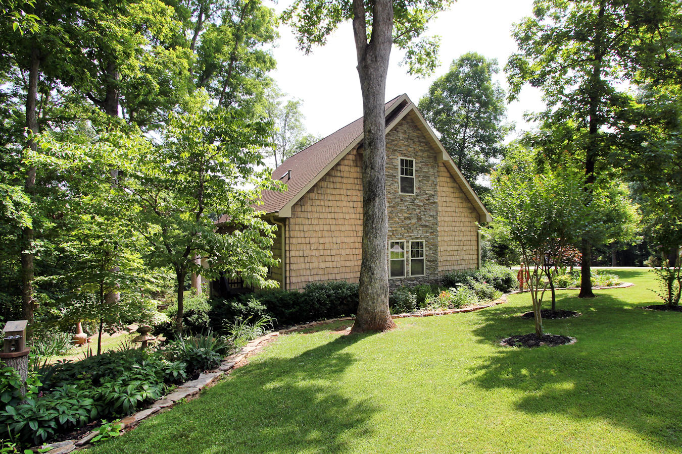 215 Inata Trace Loudon, TN 37774 - Photo 38 of 39 37_Side View of Home