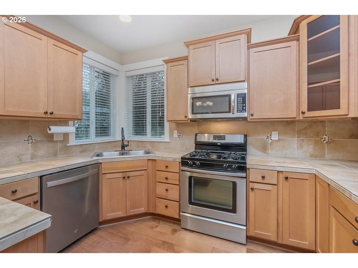 8684 Southwest Borders Street Portland, OR 97223 - Photo 14 of 39 Gallery Image 14