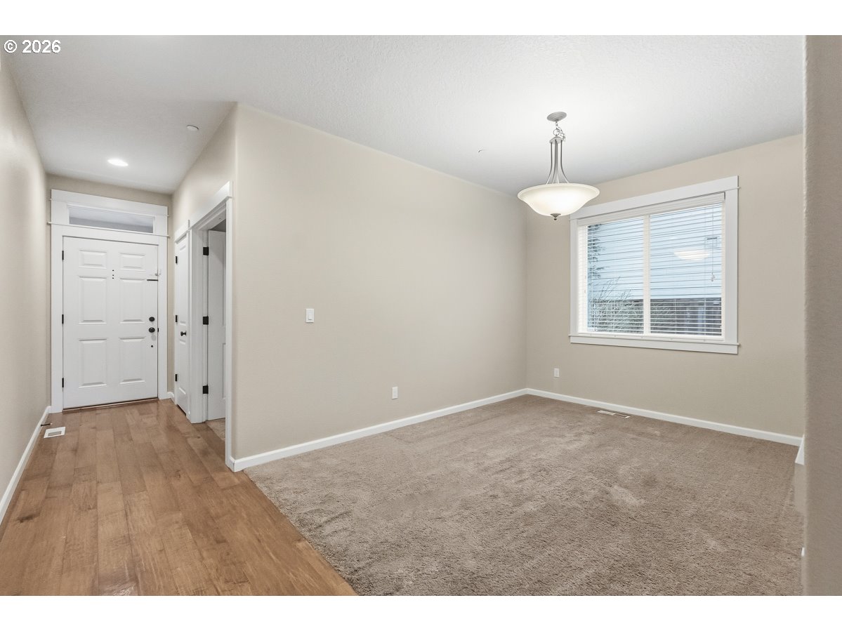 8684 Southwest Borders Street Portland, OR 97223 - Photo 6 of 39 Gallery Image 6