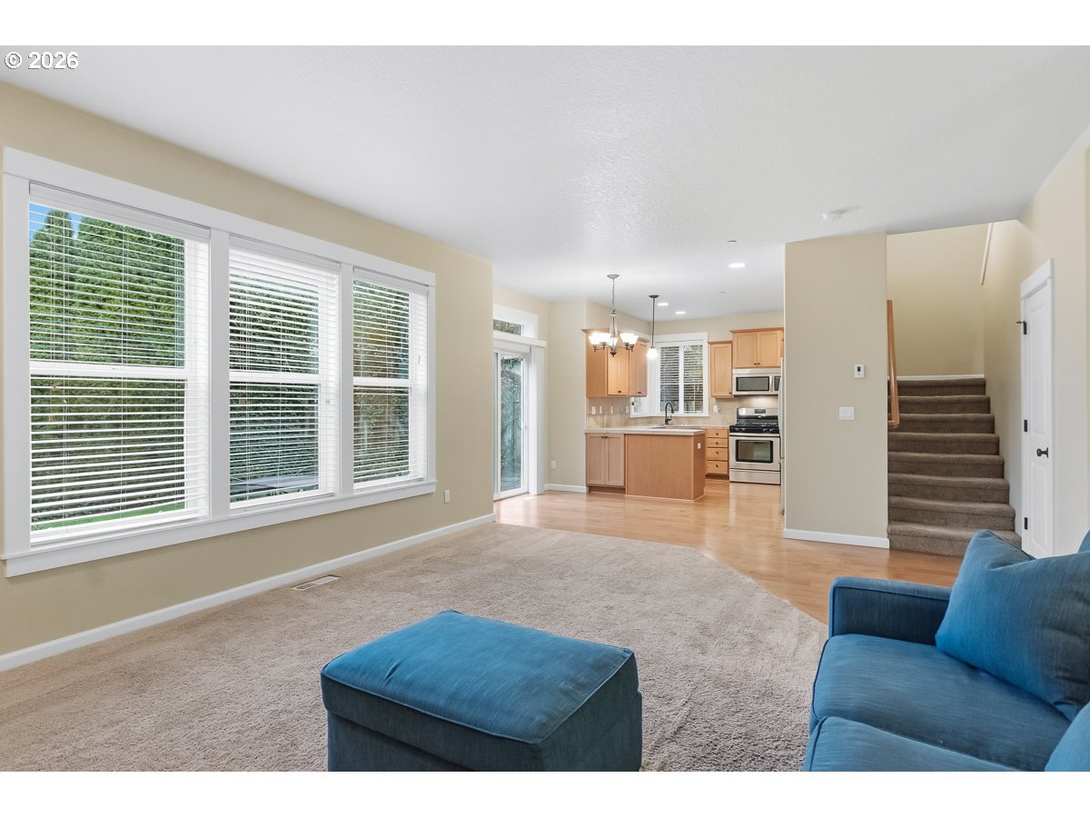 8684 Southwest Borders Street Portland, OR 97223 - Photo 10 of 39 Gallery Image 10