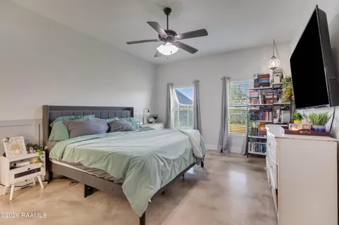 $249,900 | 312 Clay Ridge Drive, Youngsville, LA 70592