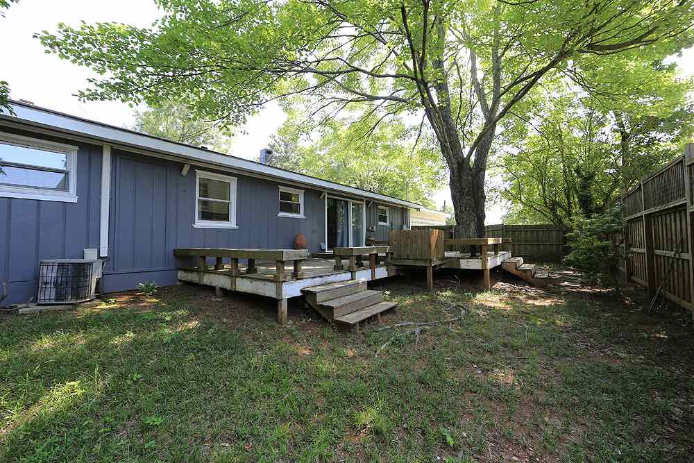3103 Devonshire Drive Raleigh, NC 27607 - Photo 14 of 16 Photo 14