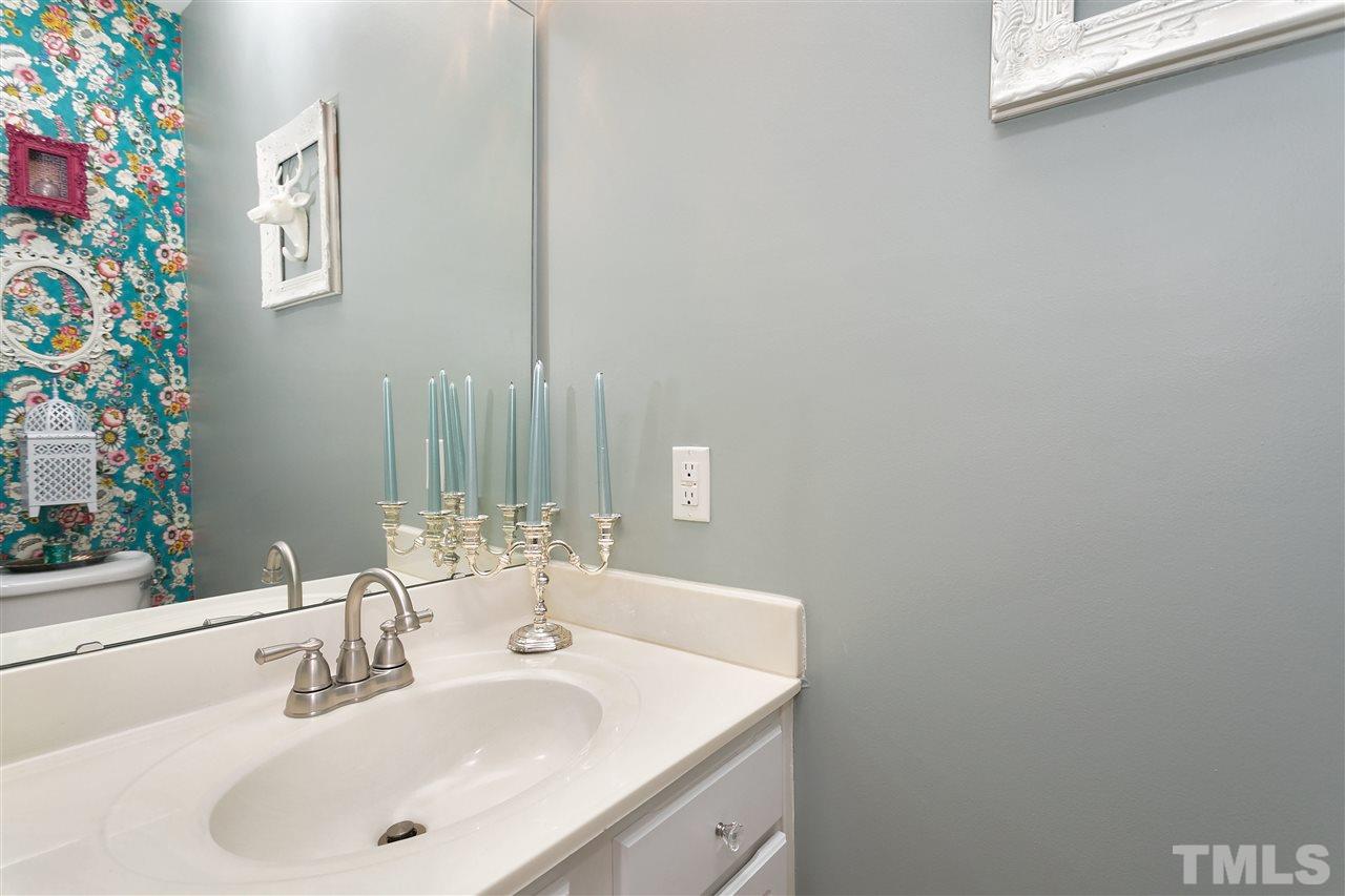 7945 Milltrace Run Raleigh, NC 27615 - Photo 11 of 25 Gallery Image 11