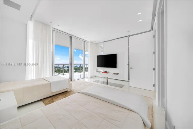 $3,595,000 | 9701 Collins Avenue, Unit 1405S, Bal Harbour, FL 33154