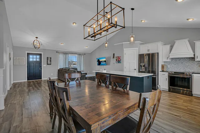 $539,900 | 1413 Lavender Avenue South, Sartell, MN 56377