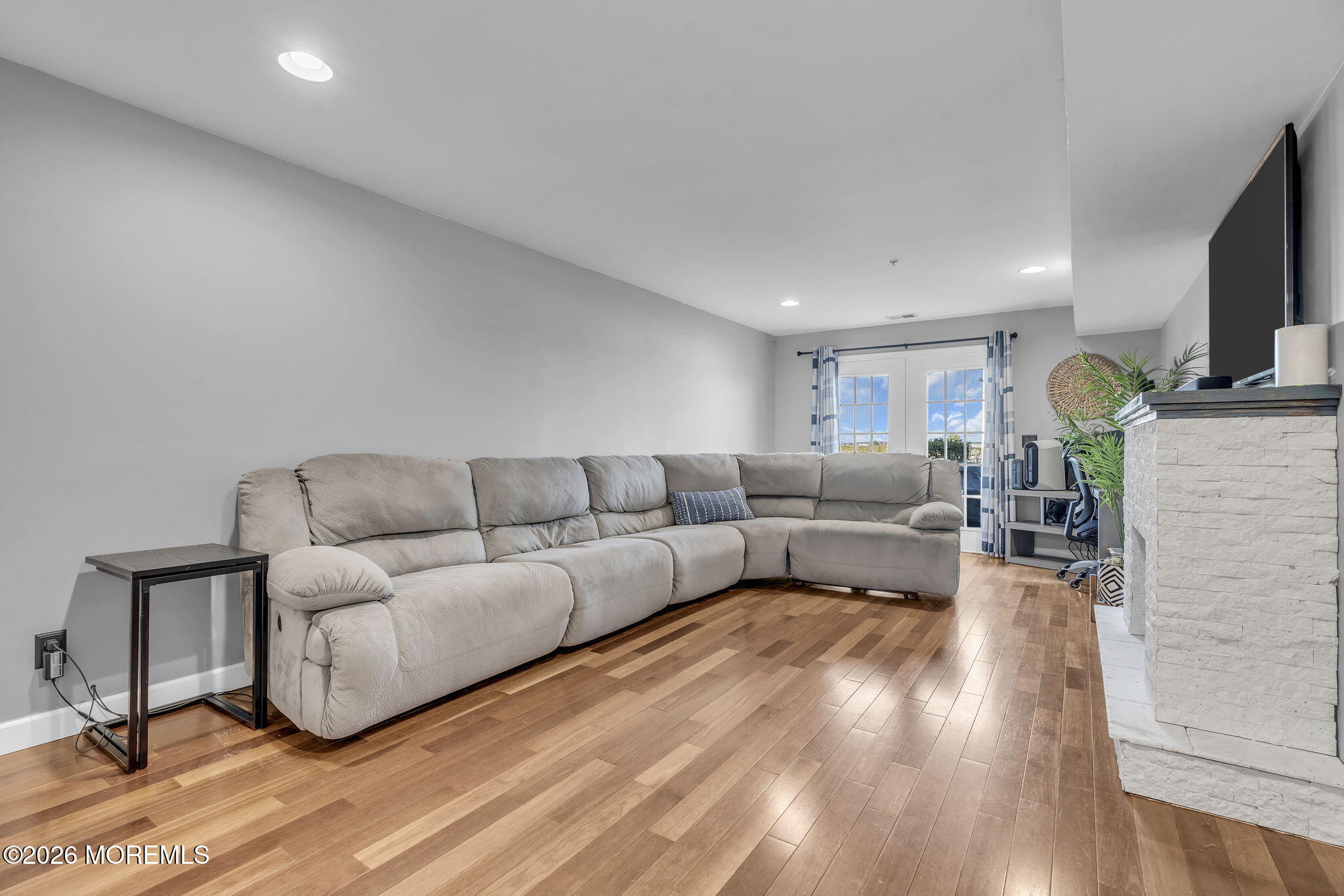 28 Raritan Reach Road South Amboy, NJ 08879 - Photo 8 of 30 19-web-or-mls-DSC08317