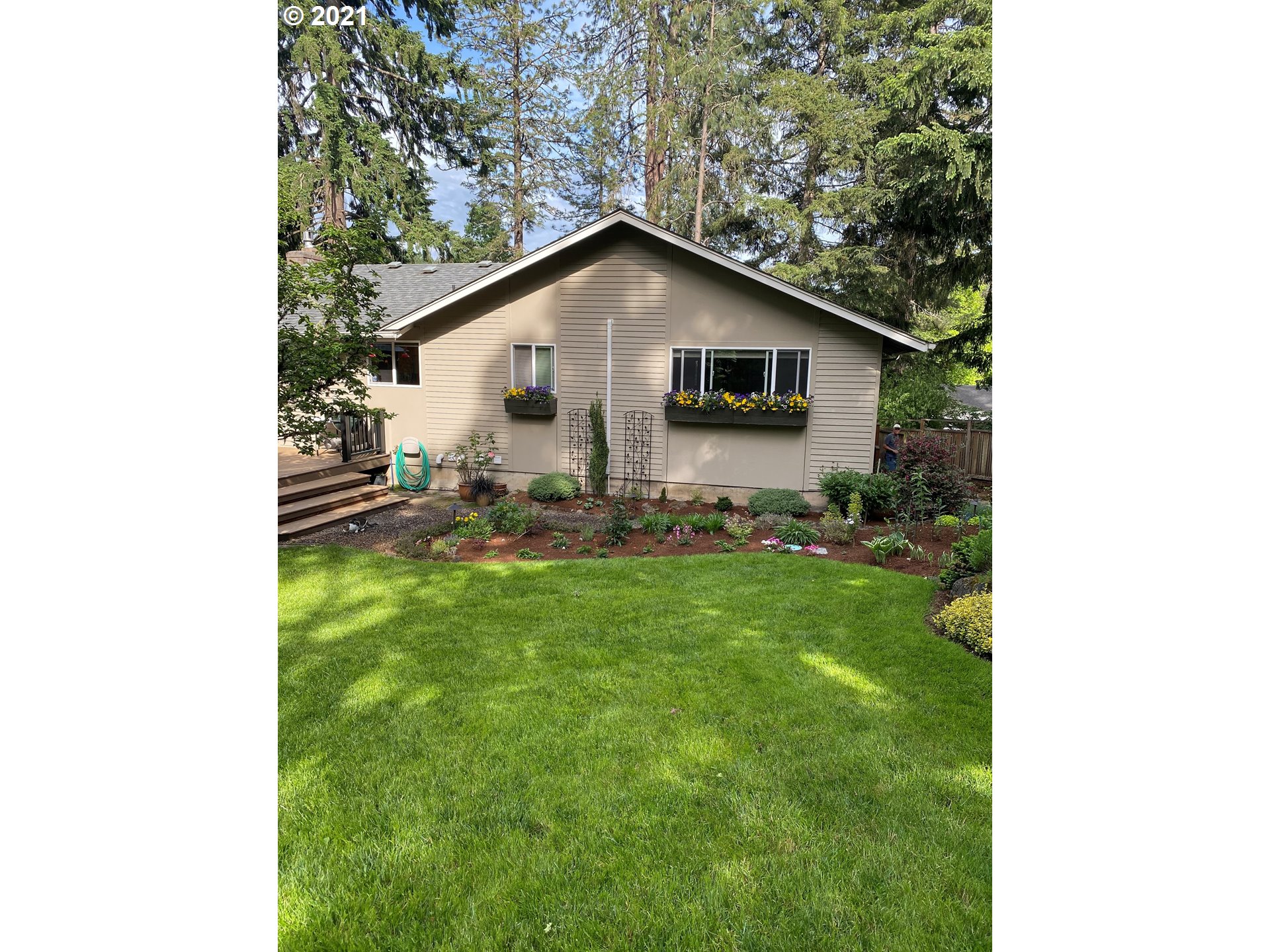 4448 Fox Hollow Road Eugene, OR 97405 - Photo 19 of 28 Gallery Image 19