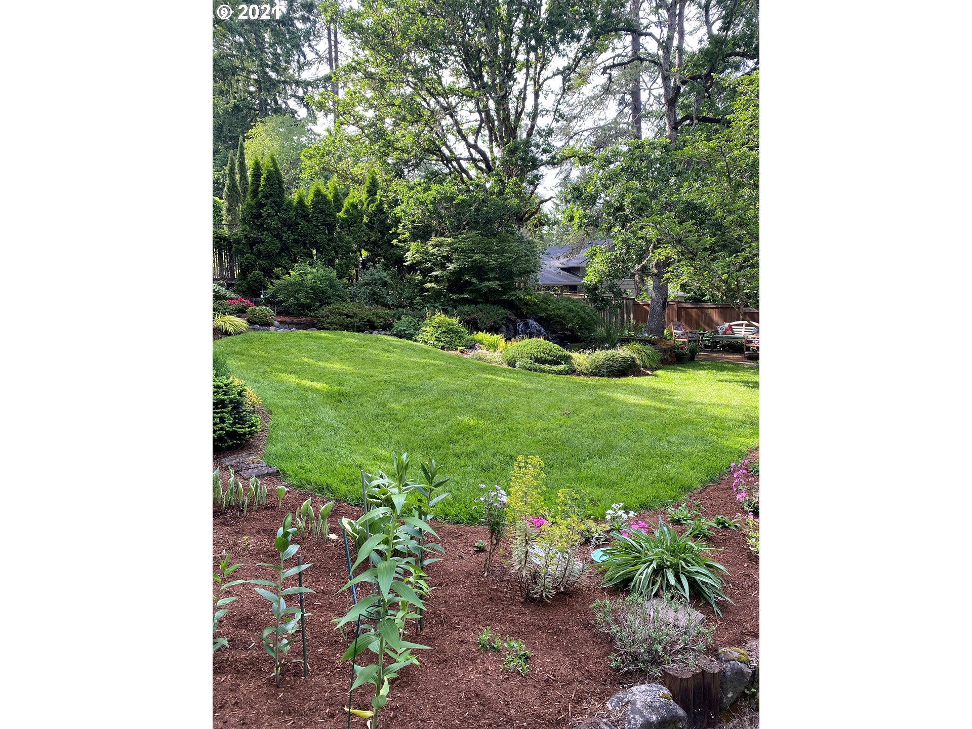 4448 Fox Hollow Road Eugene, OR 97405 - Photo 24 of 28 Gallery Image 24