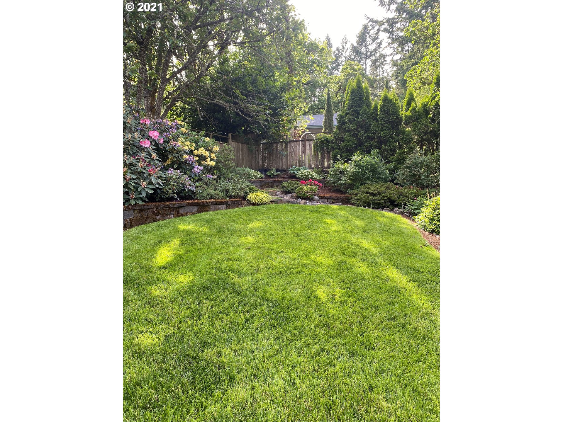 4448 Fox Hollow Road Eugene, OR 97405 - Photo 25 of 28 Gallery Image 25