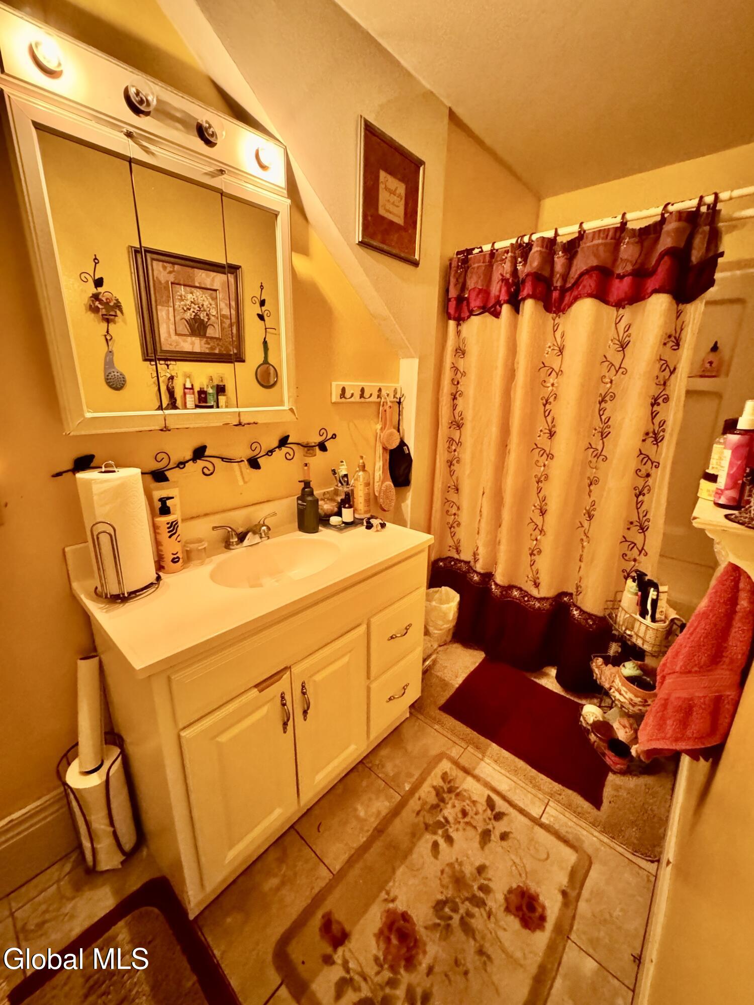 39 Haskell Avenue Glens Falls, NY 12801 - Photo 14 of 19 IMG_6385