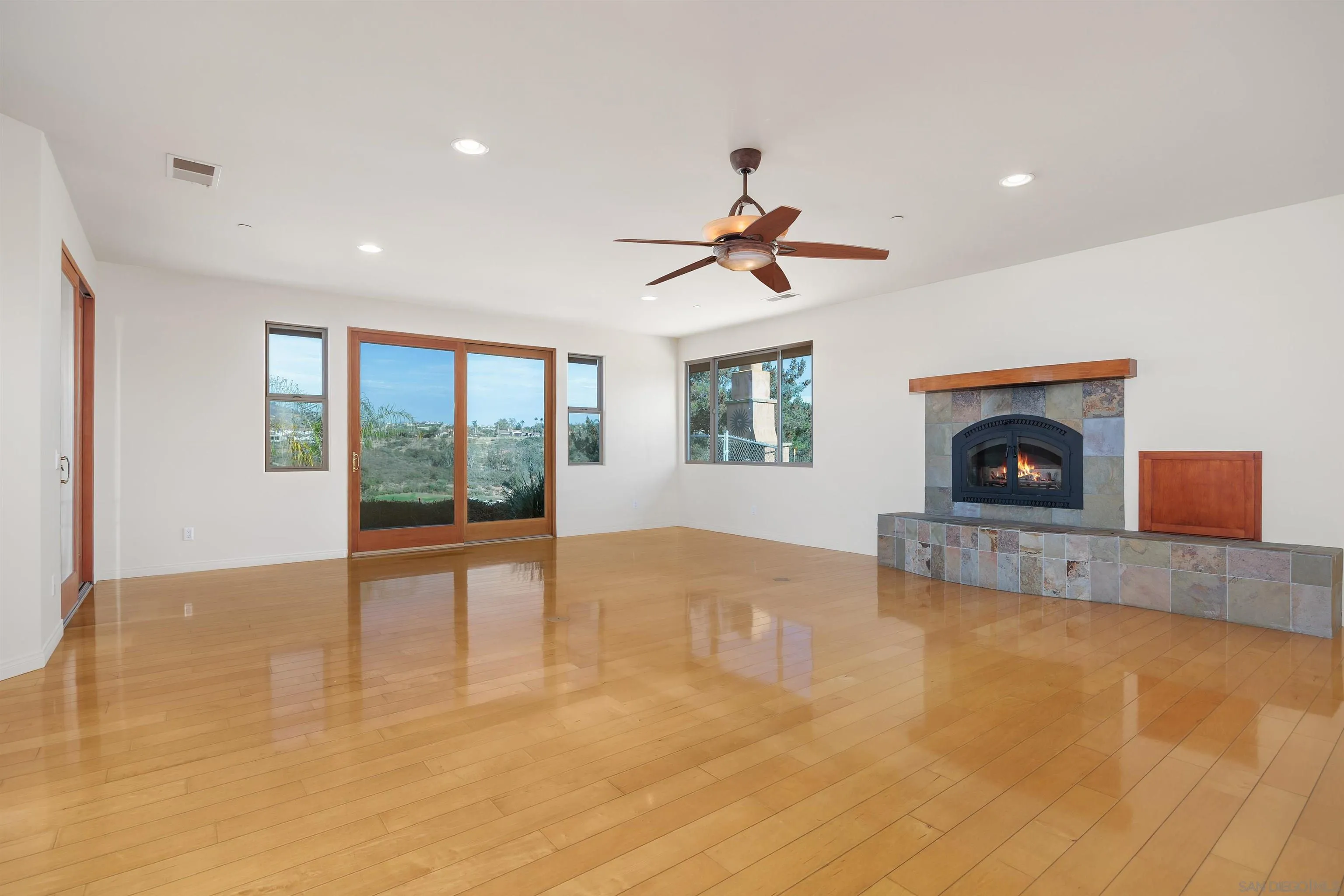 17429 Rancho Del Rio Rancho Santa Fe, CA 92067 - Photo 20 of 50 Gallery Image 20