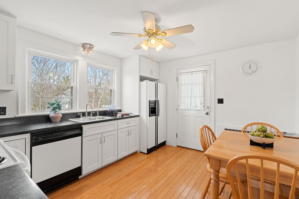 424 Washington Street Canton, MA 02021 - Photo 13 of 40