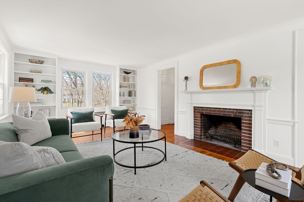 424 Washington Street Canton, MA 02021 - Photo 2 of 40