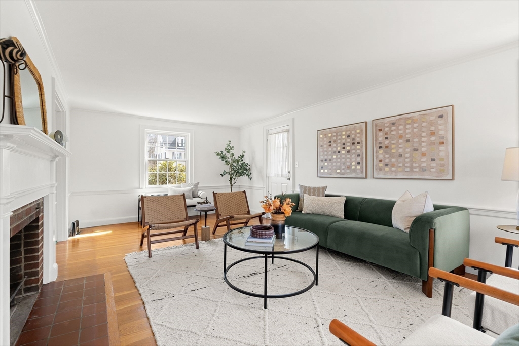 424 Washington Street Canton, MA 02021 - Photo 5 of 40