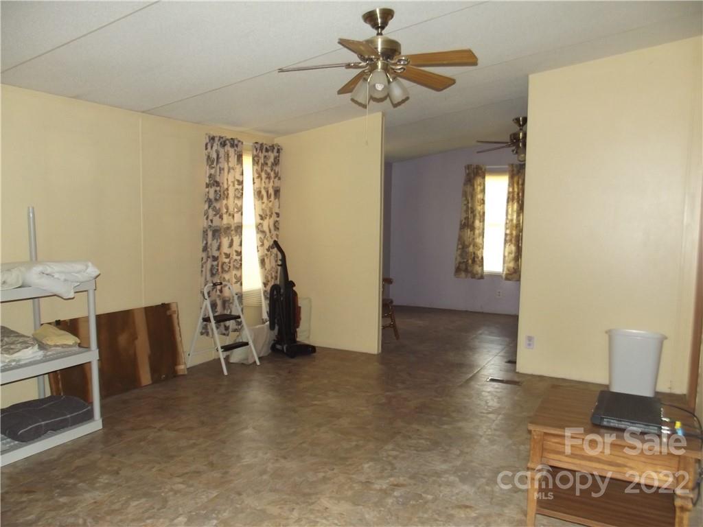 7773 Riverbend Road Claremont, NC 28610 - Photo 3 of 13 Gallery Image 3